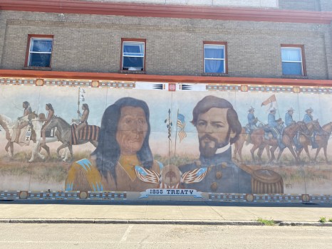 A mural painted on the side of a building in Toppenish, WA.